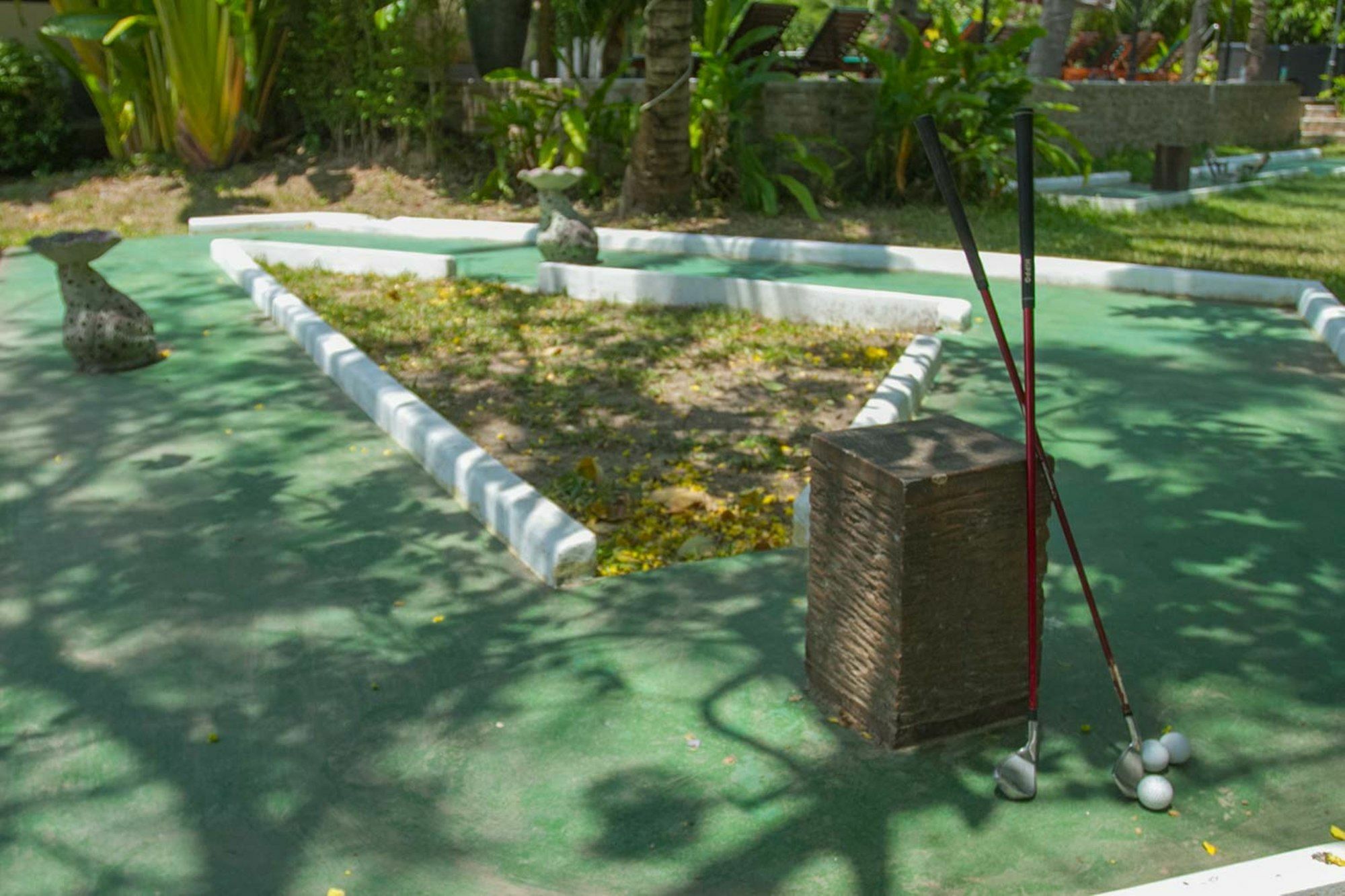 The Orchid Beach Resort @ VIP Chain Resort Ban Phe Exterior foto