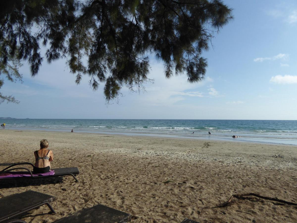 The Orchid Beach Resort @ VIP Chain Resort Ban Phe Exterior foto
